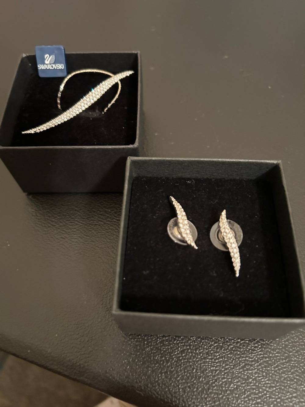 Swarovski Silver Crystal Leaf Earrings and Necklace